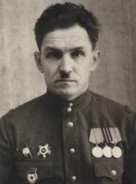 Смирнов Петр Петрович.